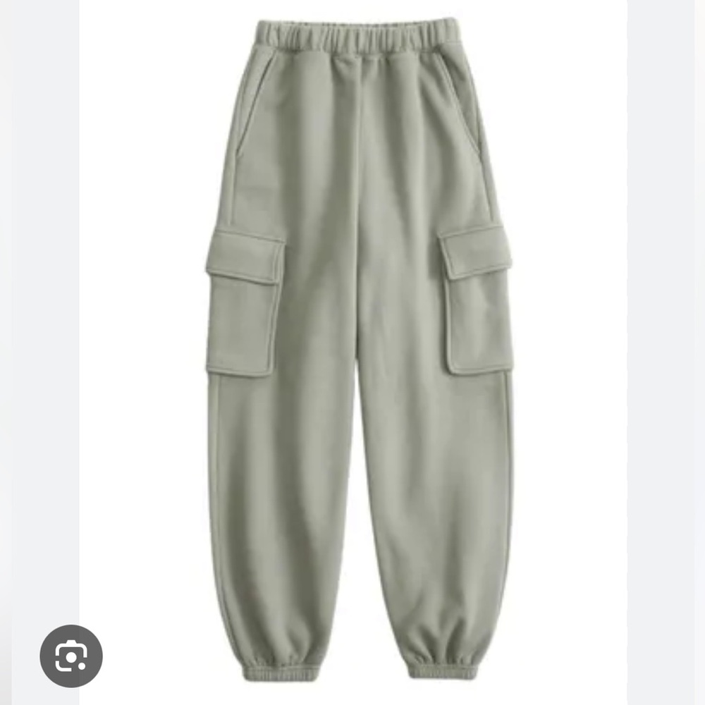 Abercrombie and Fitch soft A & F collection. NWT Large Cargo Jogger Pants